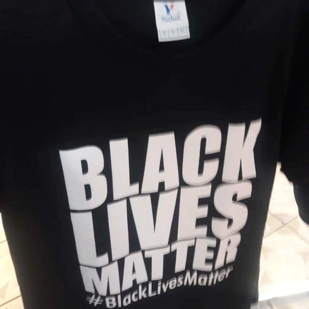 BLACK LIVES MATTER
